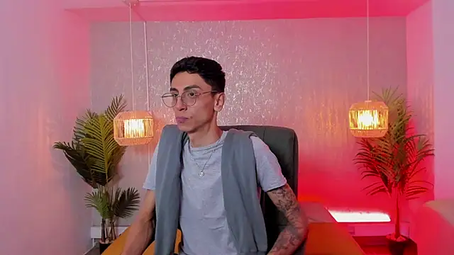 Snapshot of Gio_carangi chatting on March 2026 02:50:01 AM Gio carangi online show from March 2026 02:50:01 AM