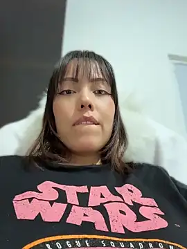 1Amelia8 online show from May 2026 12:05:01 AM
