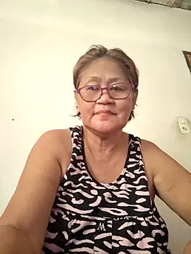 Snapshot of Sunflower1956 chatting on May 2026 05:14:01 AM Sunflower1956 online show from May 2026 05:14:01 AM
