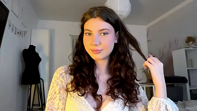 ShandyTreys online show from March 2026 01:14:02 PM