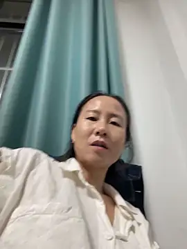 Snapshot of lilysister66 chatting on July 2026 05:02:01 PM lilysister66 online show from July 2026 05:02:01 PM