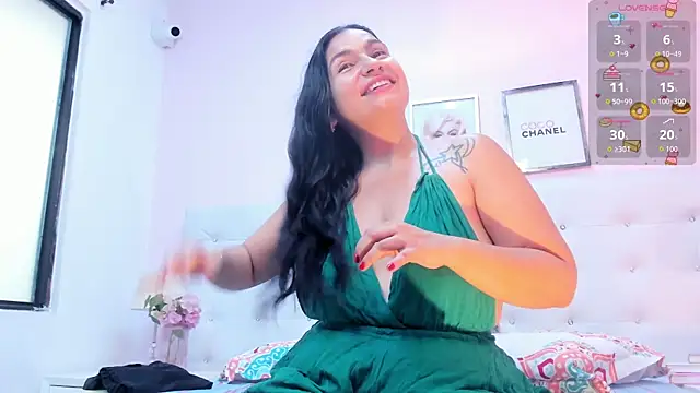 Snapshot of DianaSheren chatting on June 2026 08:09:02 PM DianaSheren online show from June 2026 08:09:02 PM