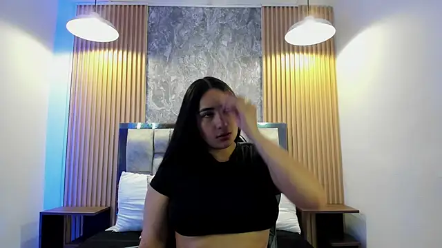 Snapshot of Sulay_Kim chatting on May 2026 10:37:01 PM Sulay Kim online show from May 2026 10:37:01 PM