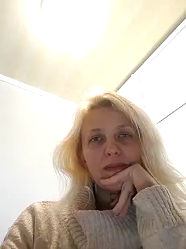 MiaLove183 online show from March 2026 01:56:01 PM