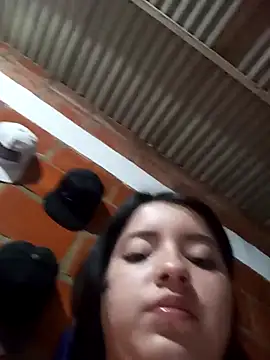 violetascottt online show from May 2026 12:49:01 AM