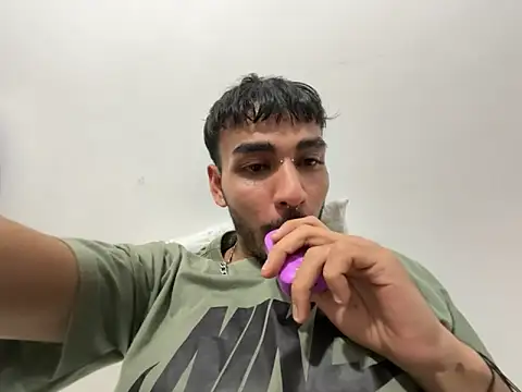 Velvet man online show from April 2026 04:35:01 AM