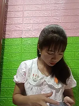 Snapshot of AmyLinee01 chatting on June 2026 11:26:01 AM AmyLinee01 online show from June 2026 11:26:01 AM