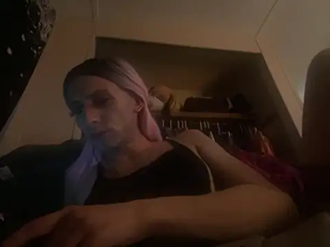 AlexAndriaStrips online show from March 2026 09:07:01 PM