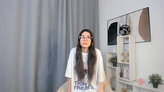 SusyRiek online show from March 2026 11:14:01 AM