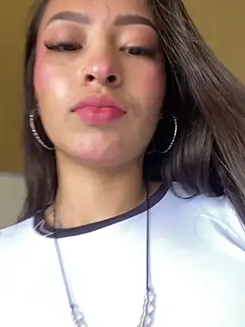 Snapshot of Itze_Mua chatting on June 2026 06:11:01 PM Itze Mua online show from June 2026 06:11:01 PM