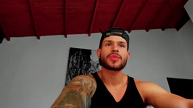 Snapshot of Santos_ramirez1 chatting on March 2026 01:48:02 PM Santos ramirez1 online show from March 2026 01:48:02 PM