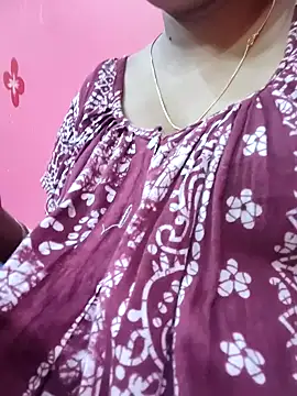 Snapshot of itz-priya chatting on April 2026 10:16:01 PM itz-priya online show from April 2026 10:16:01 PM