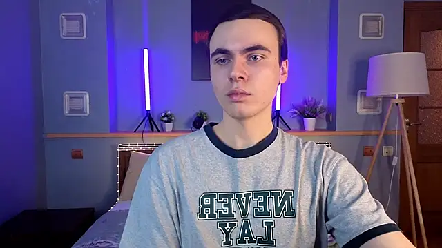 Snapshot of istairee1 chatting on March 2026 09:02:02 AM istairee1 online show from March 2026 09:02:02 AM