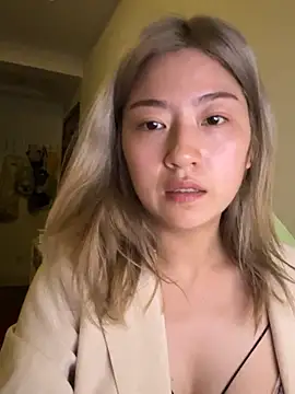 Olivia PINK0322 online show from May 2026 02:45:01 PM
