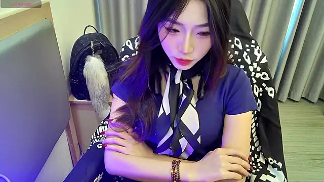 Snapshot of su_ning chatting on March 2026 08:37:02 AM su ning online show from March 2026 08:37:02 AM