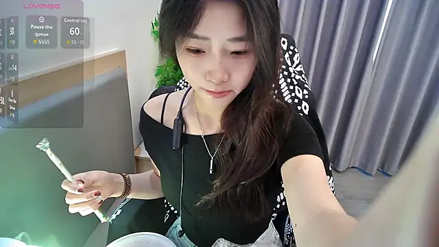 Snapshot of su_ning chatting on March 2026 05:52:01 AM su ning online show from March 2026 05:52:01 AM