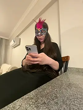 lilyums online show from April 2026 07:07:02 PM