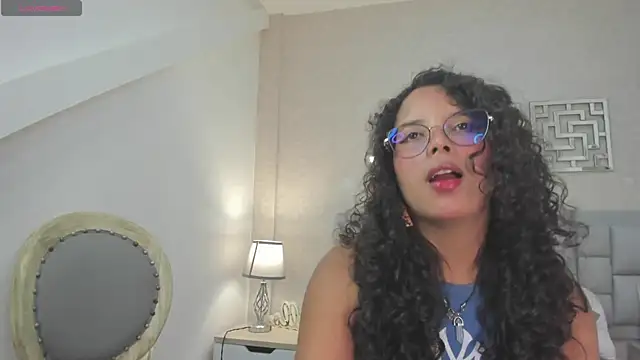 my princess  lily online show from March 2026 10:42:01 PM