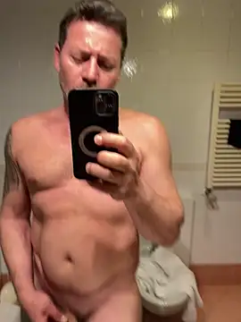 Snapshot of lukasfree chatting on April 2026 05:58:02 PM lukasfree online show from April 2026 05:58:02 PM