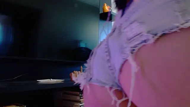 brunettebr online show from May 2026 05:06:01 PM