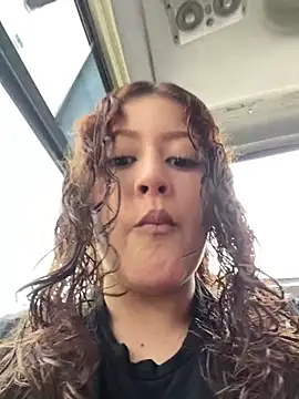 Amber rosse outdoors online show from April 2026 03:17:02 PM