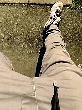 AthandJumper online show from April 2026 11:43:01 PM