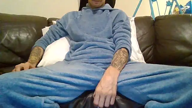 feetlovrr94 online show from May 2026 11:13:01 PM