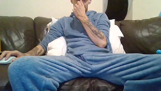 feetlovrr94 online show from May 2026 12:29:01 AM