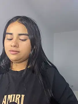 Snapshot of Valerials chatting on April 2026 02:38:02 AM Valerials online show from April 2026 02:38:02 AM