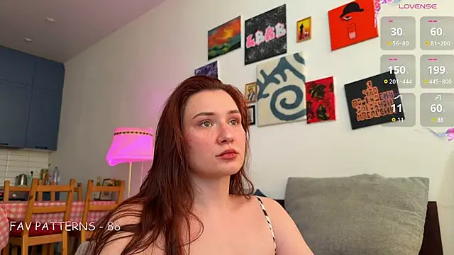 AurikTrix online show from May 2026 01:14:01 AM