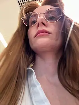 FReyja 44 online show from May 2026 08:09:02 AM