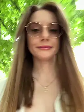 Snapshot of FReyja_44 chatting on June 2026 08:06:02 AM FReyja 44 online show from June 2026 08:06:02 AM