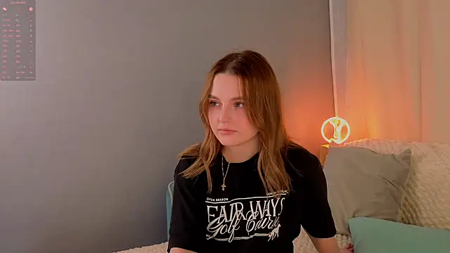 LorriMonz online show from June 2026 01:52:02 AM
