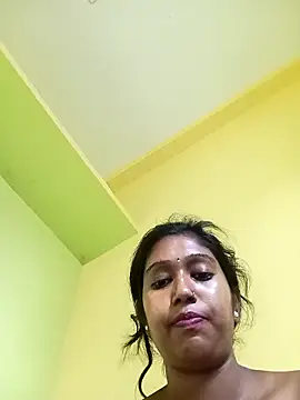 bannerjeesneha20 online show from April 2026 03:33:02 AM