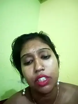 bannerjeesneha20 online show from May 2026 02:55:01 PM