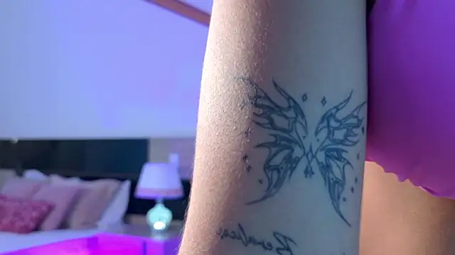 LindaBenetti online show from March 2026 12:06:02 PM