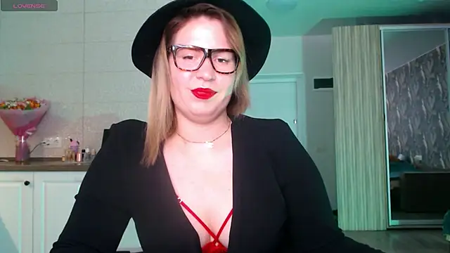 vip sweetnes online show from July 2026 01:04:02 PM