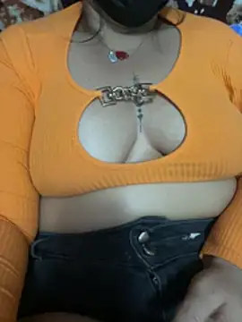Snapshot of Anita_vegaa_ chatting on May 2026 02:23:01 PM Anita vegaa online show from May 2026 02:23:01 PM