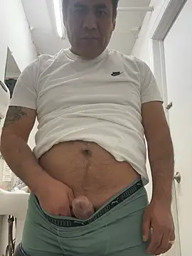 Crossroads5214 online show from March 2026 07:42:01 PM