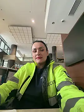 Simona love777 online show from April 2026 05:39:01 PM