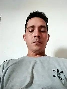 Gabriel leon33 online show from June 2026 09:46:01 PM
