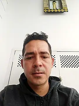 Gabriel leon33 online show from June 2026 05:12:02 PM