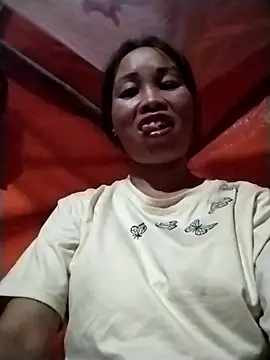 Snapshot of Ely-cute2k chatting on May 2026 11:59:01 AM Ely-cute2k online show from May 2026 11:59:01 AM