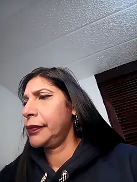 Snapshot of SamanthaRosse01_ chatting on May 2026 04:45:01 PM SamanthaRosse01 online show from May 2026 04:45:01 PM