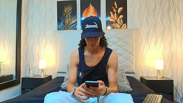 Snapshot of Abravanel_Sefardi chatting on June 2026 08:55:02 PM Abravanel Sefardi online show from June 2026 08:55:02 PM