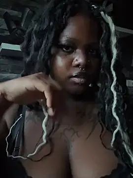 Snapshot of Nyla_xox chatting on July 2026 08:11:01 PM Nyla xox online show from July 2026 08:11:01 PM