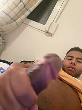 lindura00 online show from March 2026 01:00:02 AM