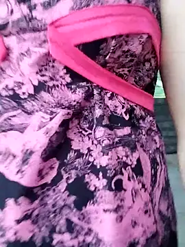 Bianca Nina online show from May 2026 10:48:02 PM