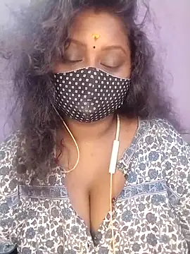Snapshot of Tamil-Dhara chatting on April 2026 12:03:01 PM Tamil-Dhara online show from April 2026 12:03:01 PM
