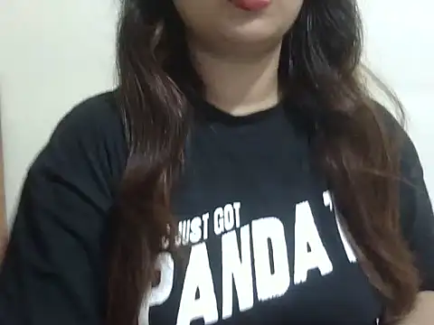 Snapshot of shivi_jaan chatting on June 2026 05:11:02 PM shivi jaan online show from June 2026 05:11:02 PM